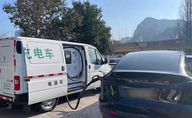 中站区汽车搭电