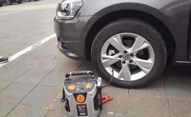 中站区汽车搭电案例